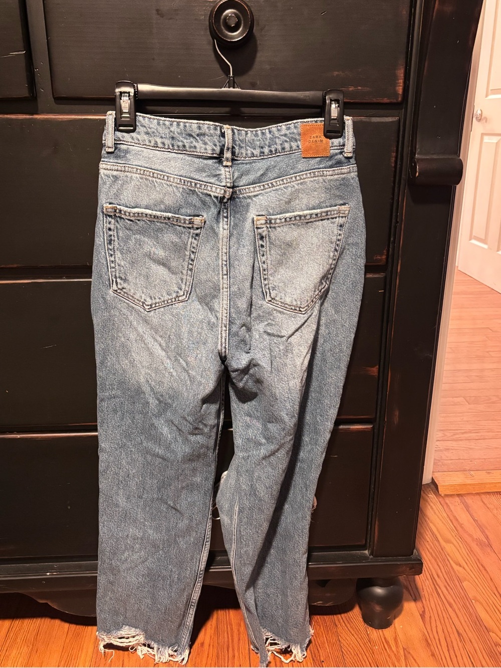 Zara Distressed Blue Ripped Jeans - Picture 2 of 3